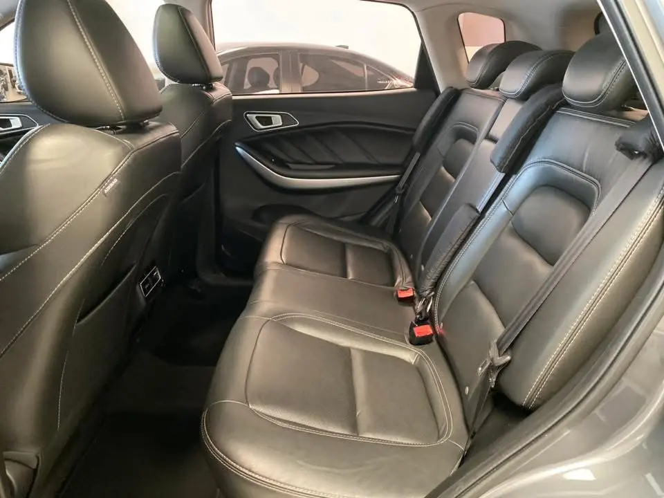 CHERY Tiggo 7 - Foto