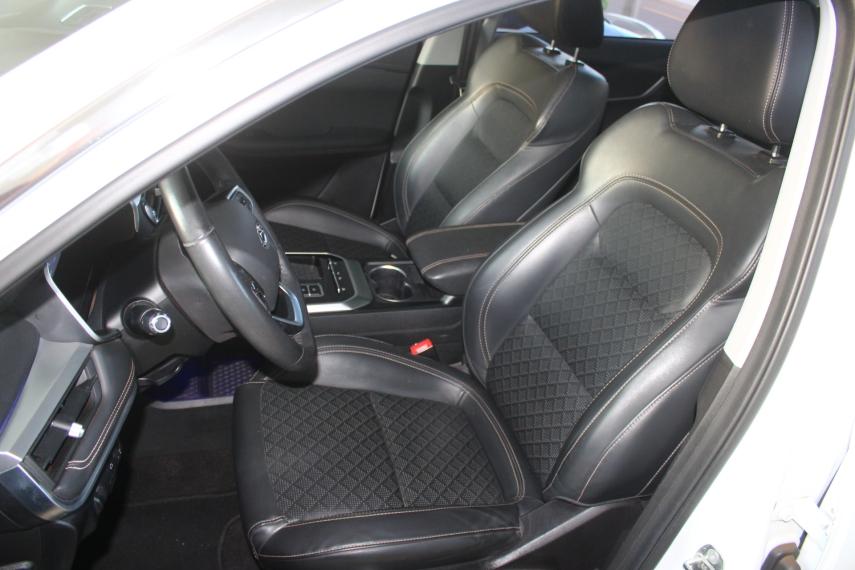 CHERY Tiggo 8 - Foto