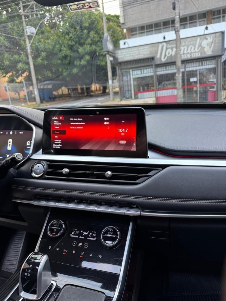 CHERY Tiggo 8 - Foto