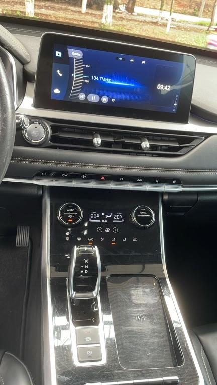 CHERY Tiggo 8 - Foto