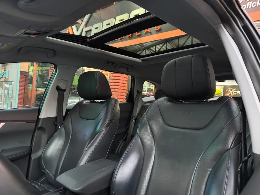 CHERY Tiggo 8 - Foto