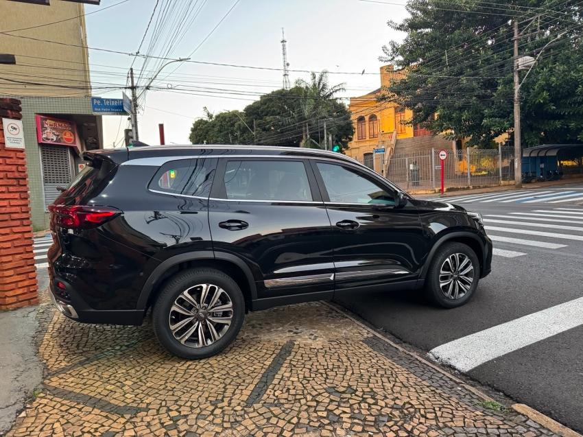 CHERY Tiggo 8 - Foto