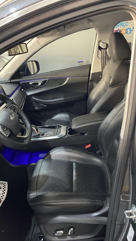 CHERY Tiggo 8 - Foto