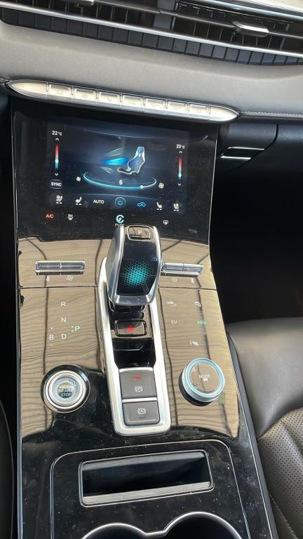 CHERY Tiggo 8 Pro - Foto