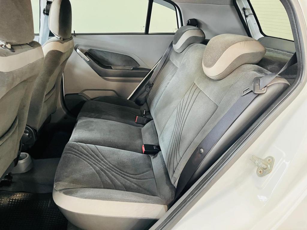 CHEVROLET Agile - Foto