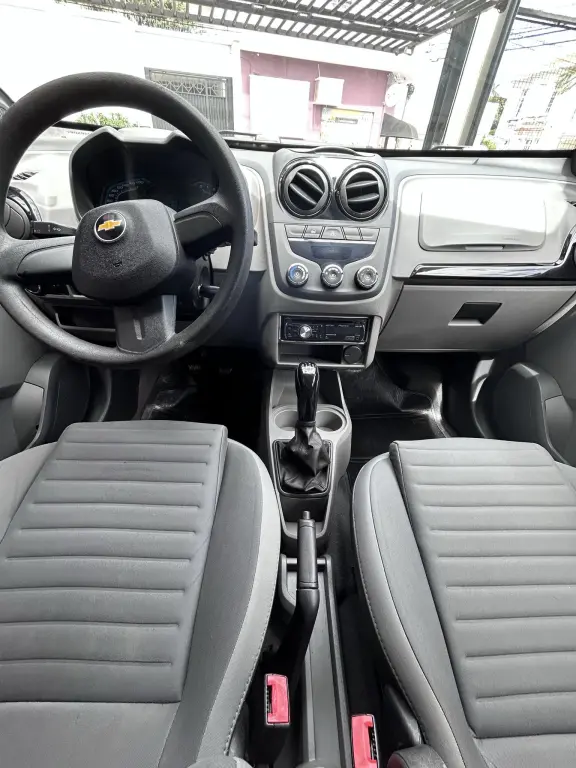 CHEVROLET Agile - Foto