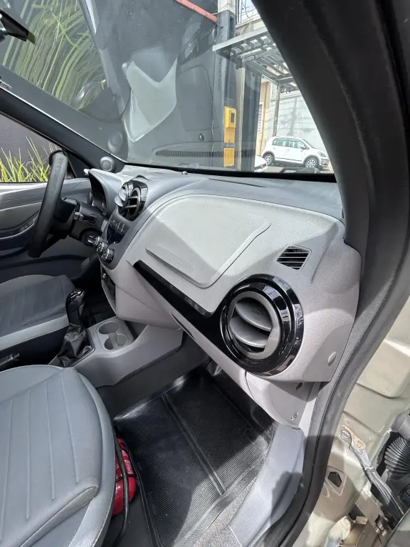 CHEVROLET Agile - Foto