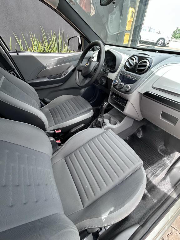 CHEVROLET Agile - Foto