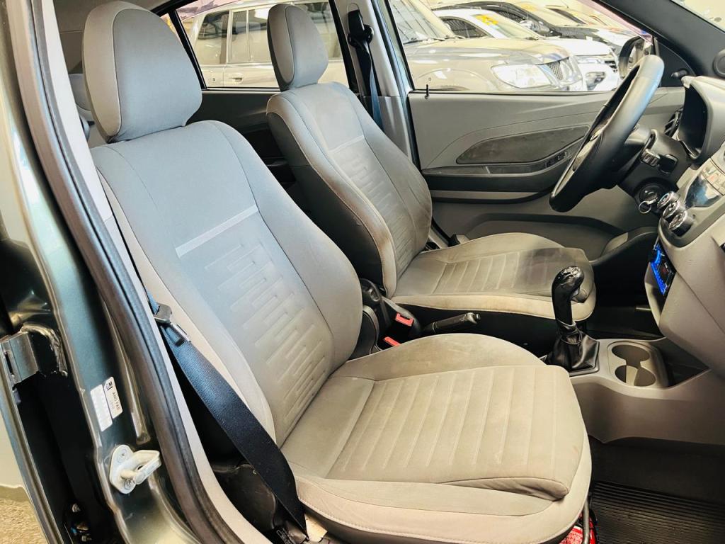CHEVROLET Agile - Foto