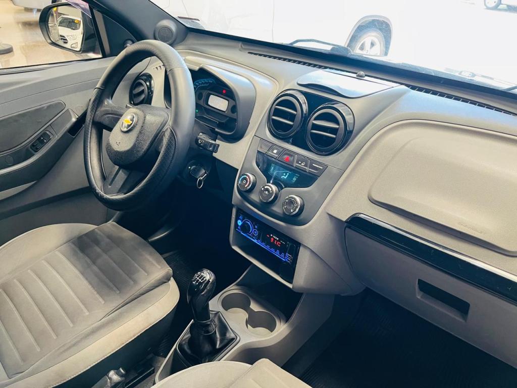 CHEVROLET Agile - Foto