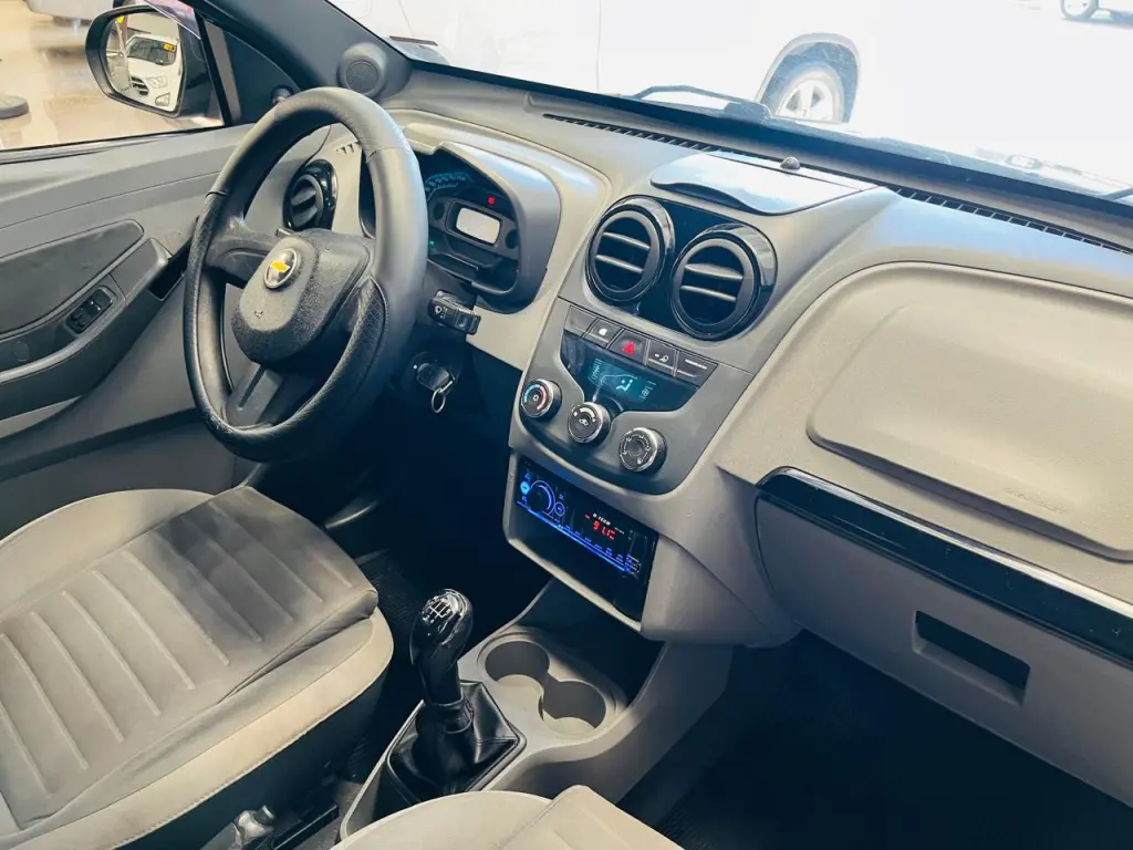 CHEVROLET Agile - Foto