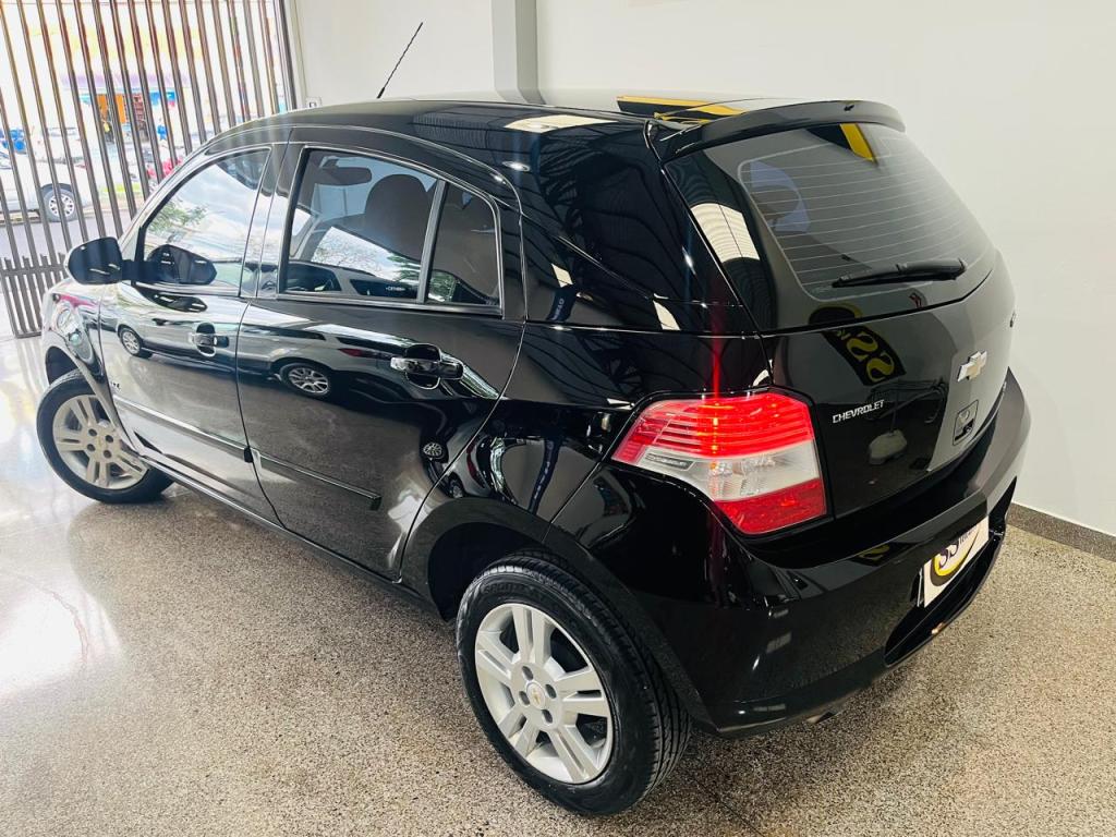 CHEVROLET Agile - Foto