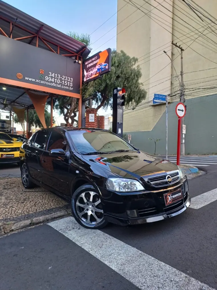 CHEVROLET Astra Hatch - Foto