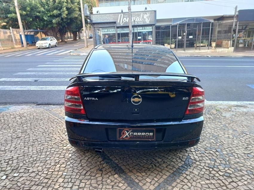 CHEVROLET Astra Hatch - Foto