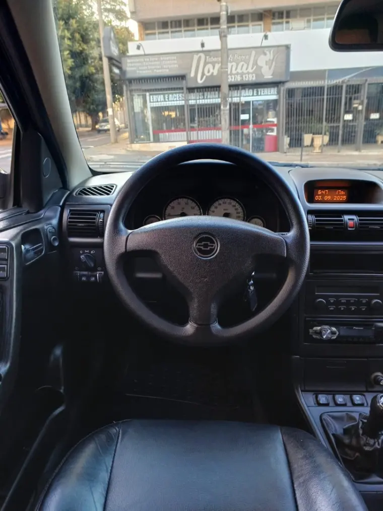 CHEVROLET Astra Hatch - Foto