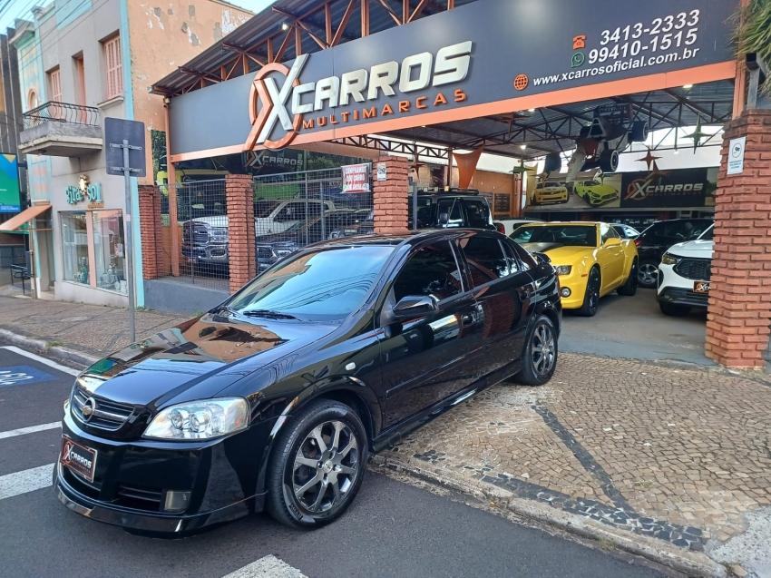 CHEVROLET Astra Hatch - Foto