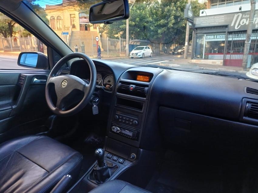 CHEVROLET Astra Hatch - Foto