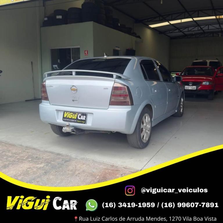 CHEVROLET Astra Hatch - Foto