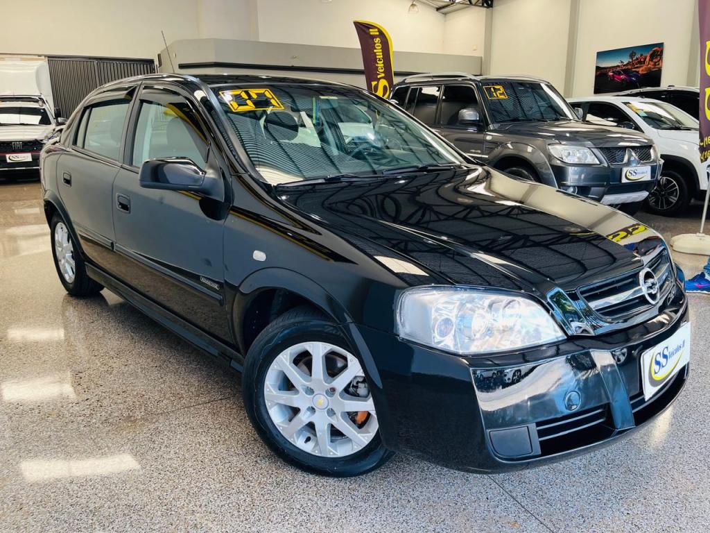 CHEVROLET Astra Hatch - Foto