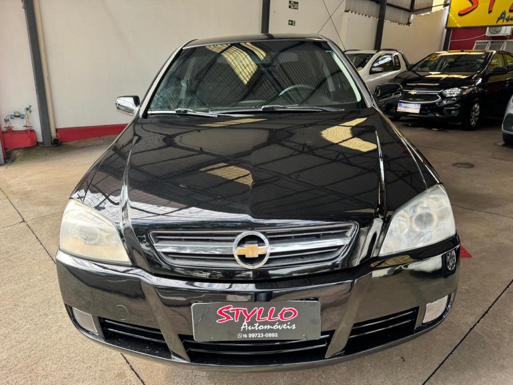 CHEVROLET Astra Hatch - Foto