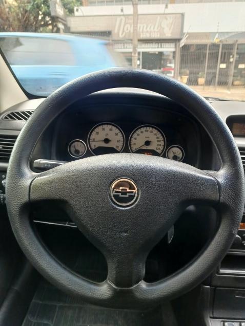 CHEVROLET Astra Hatch - Foto