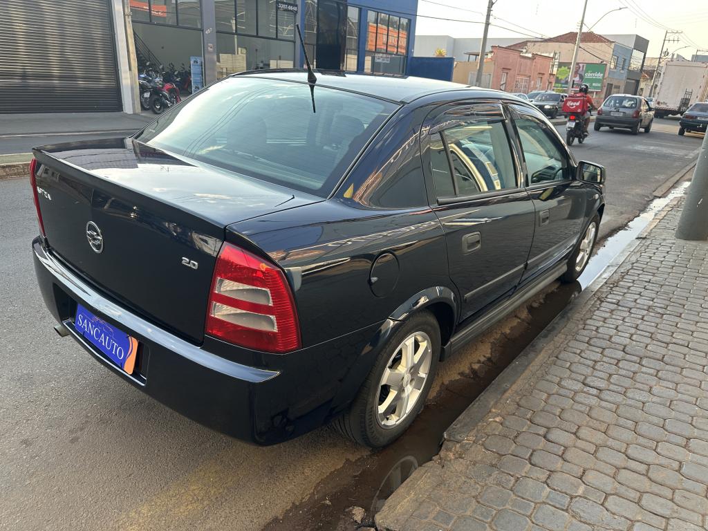CHEVROLET Astra Sedan - Foto