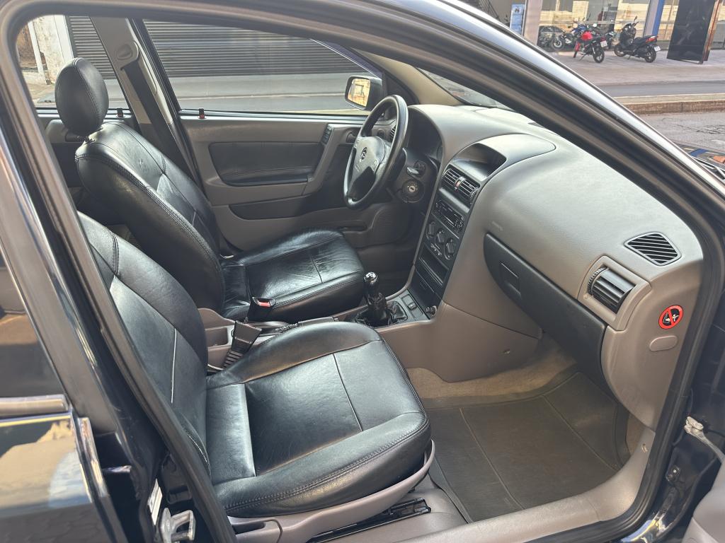 CHEVROLET Astra Sedan - Foto