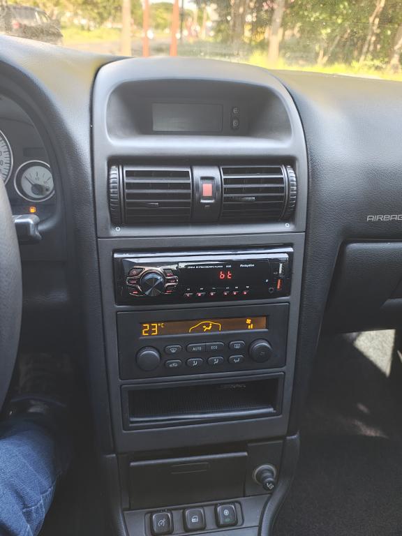 CHEVROLET Astra Sedan - Foto