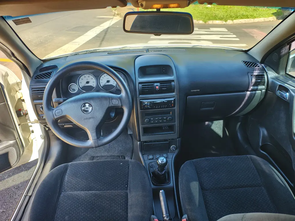 CHEVROLET Astra Sedan - Foto