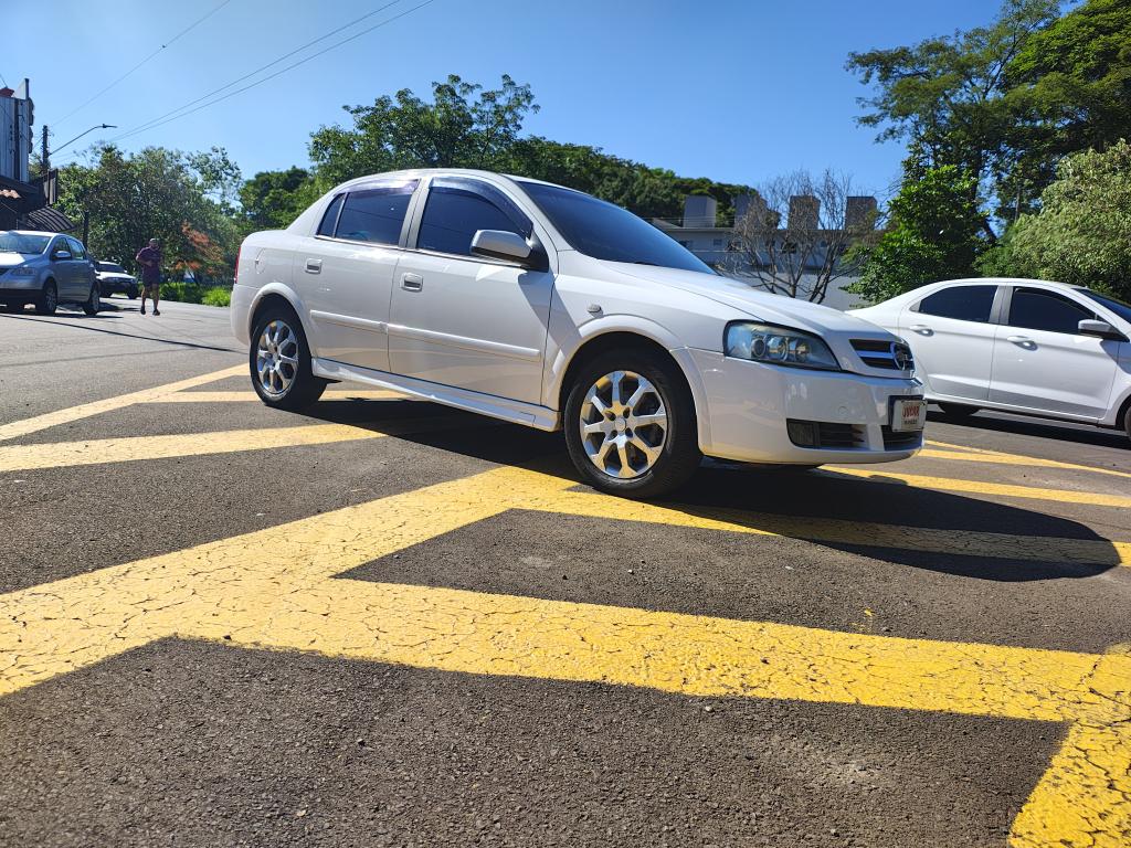 CHEVROLET Astra Sedan - Foto