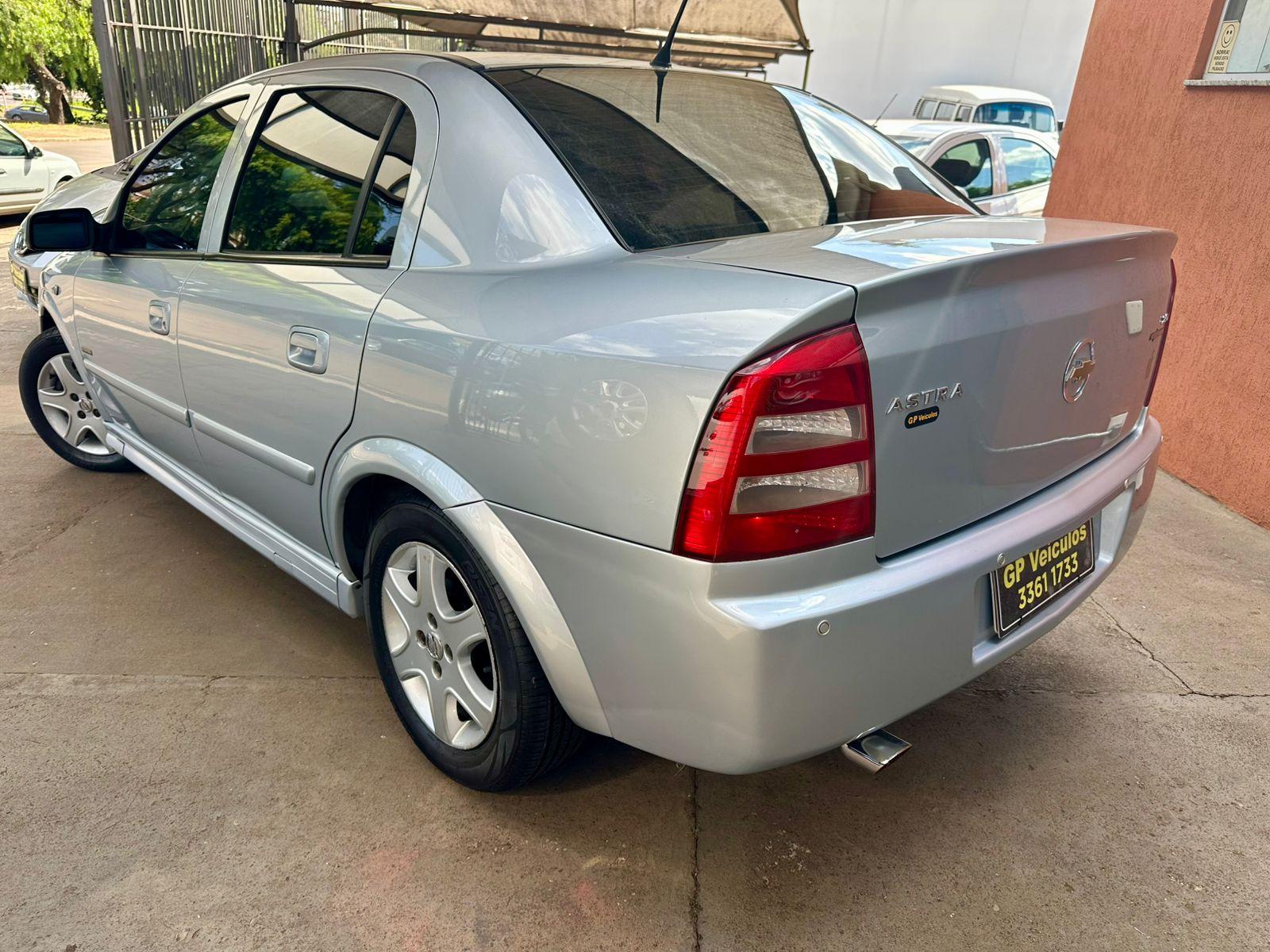 CHEVROLET Astra Sedan - Foto