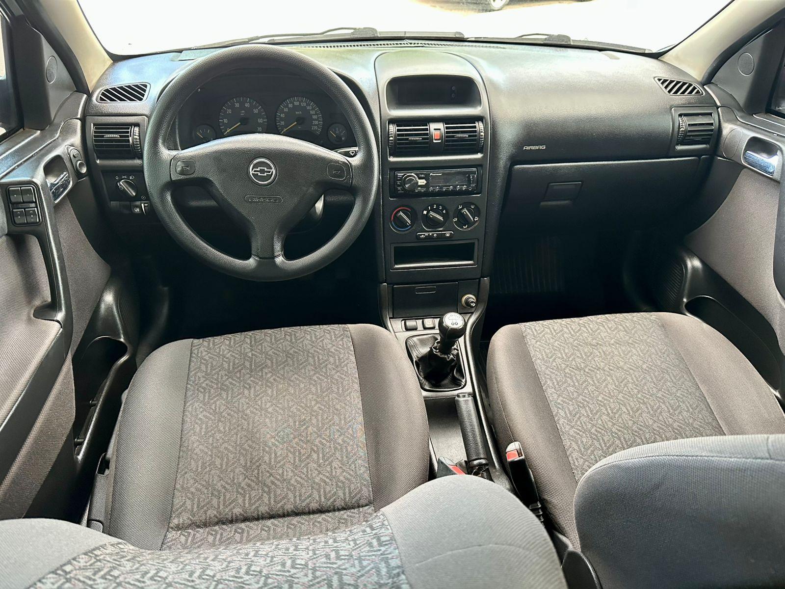 CHEVROLET Astra Sedan - Foto