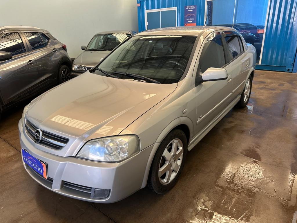 CHEVROLET Astra Sedan - Foto