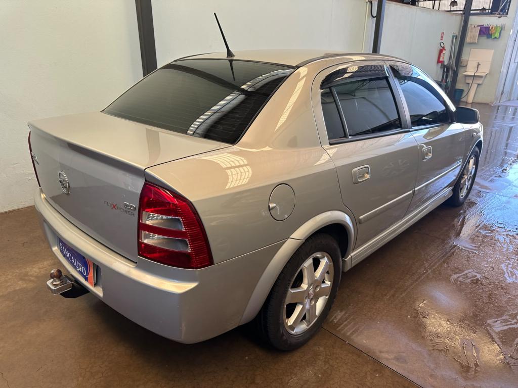 CHEVROLET Astra Sedan - Foto