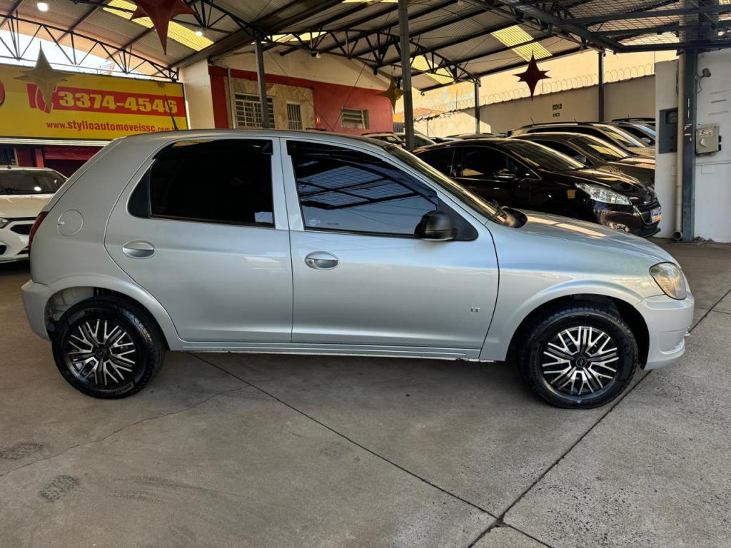 CHEVROLET Celta - Foto