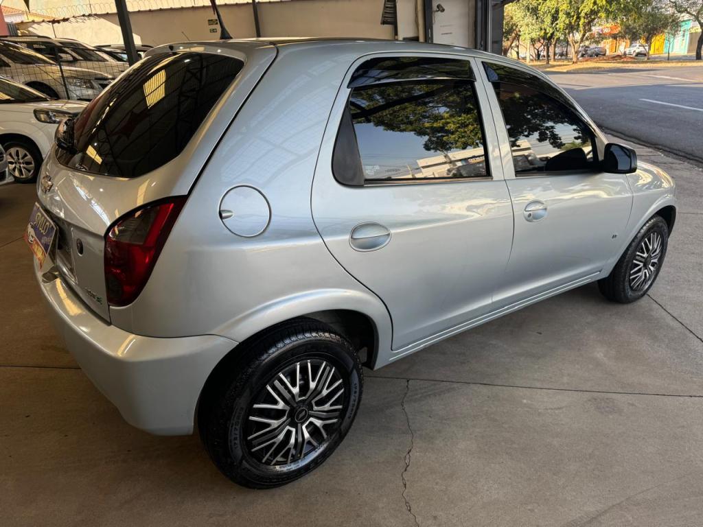 CHEVROLET Celta - Foto