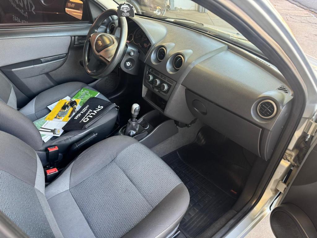 CHEVROLET Celta - Foto