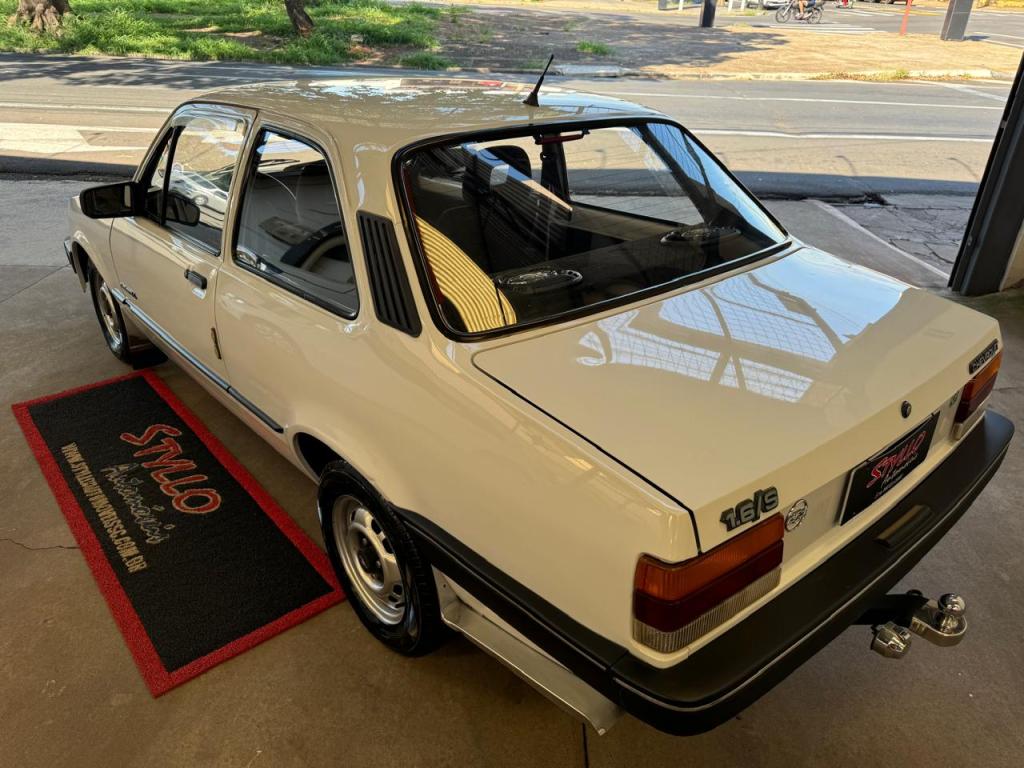CHEVROLET Chevette Sedan - Foto