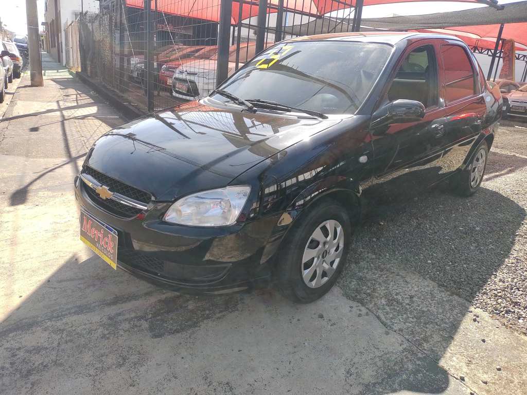 CHEVROLET Classic Sedan - Foto