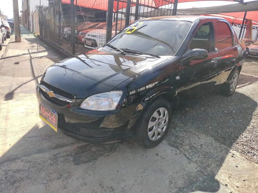 CHEVROLET Classic Sedan - Foto