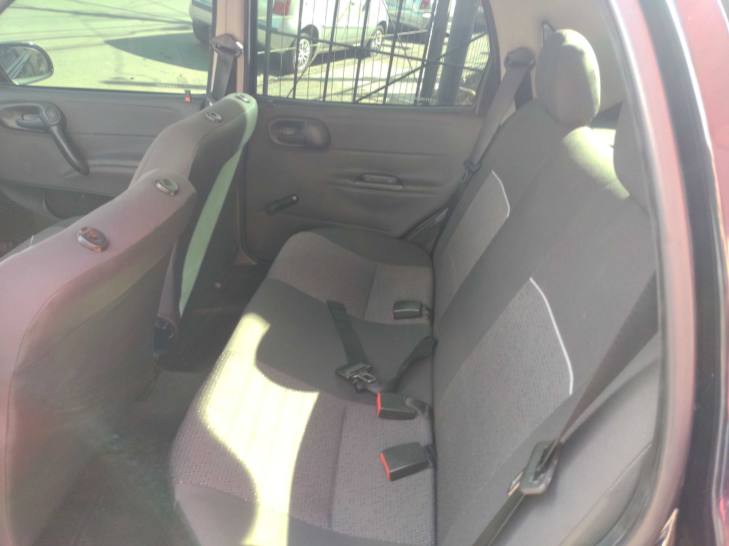 CHEVROLET Classic Sedan - Foto