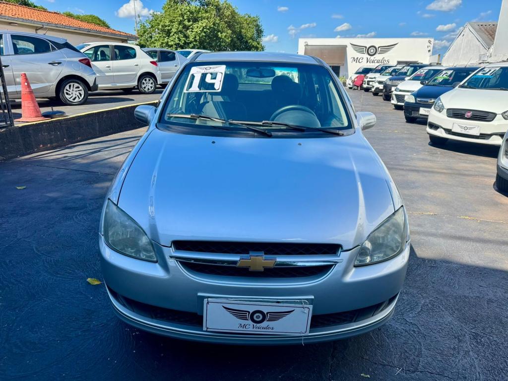 CHEVROLET Classic Sedan - Foto