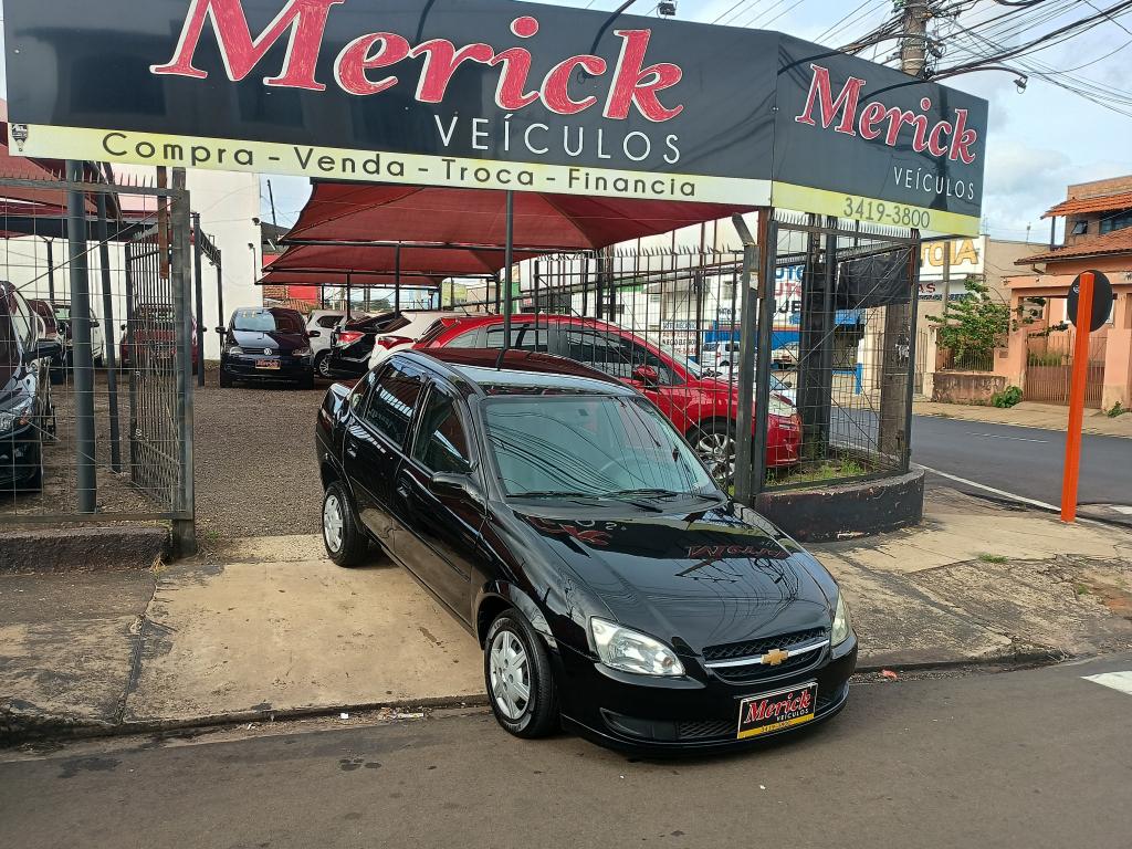 CHEVROLET Classic Sedan - Foto