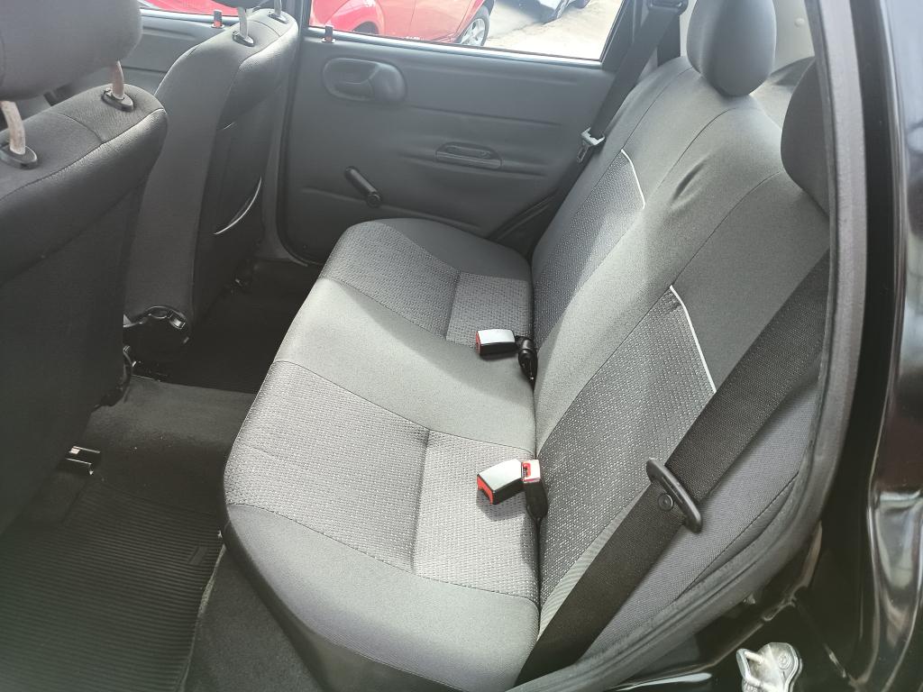 CHEVROLET Classic Sedan - Foto