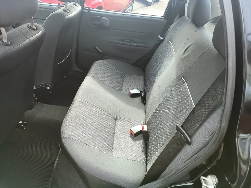 CHEVROLET Classic Sedan - Foto