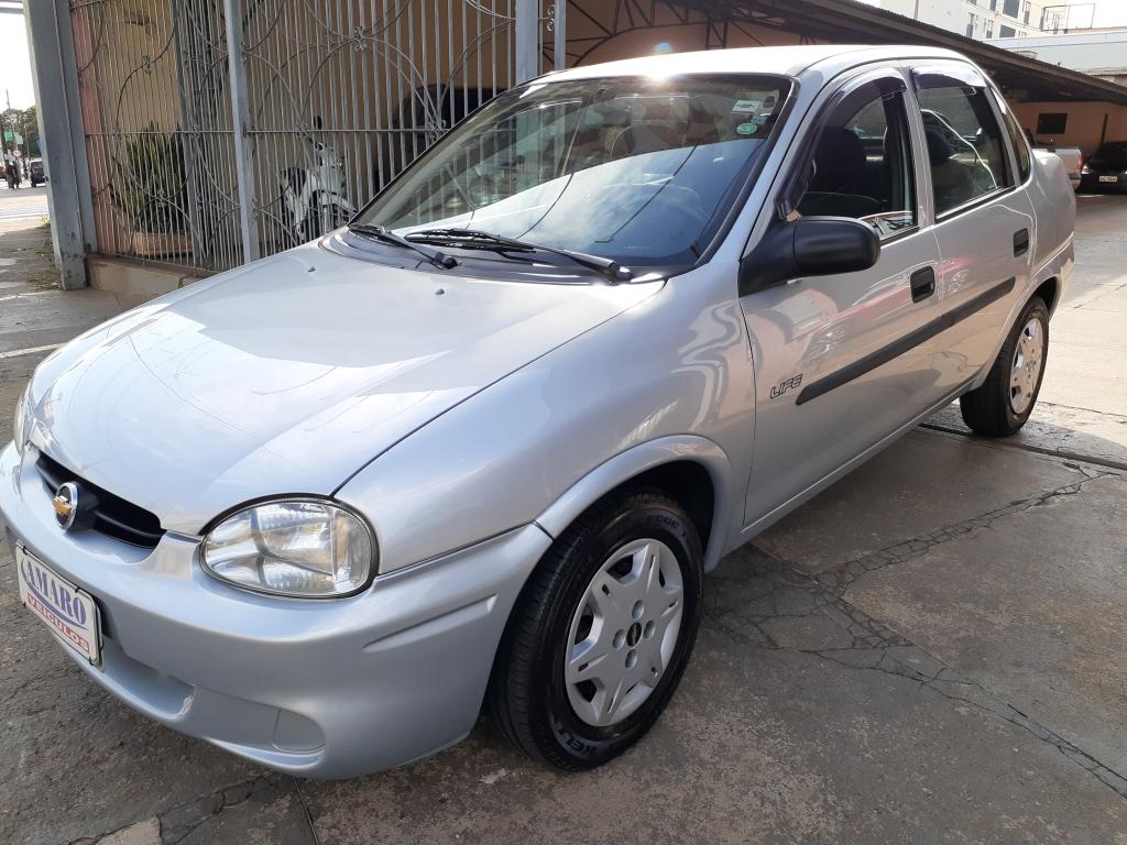 CHEVROLET Classic Sedan - Foto