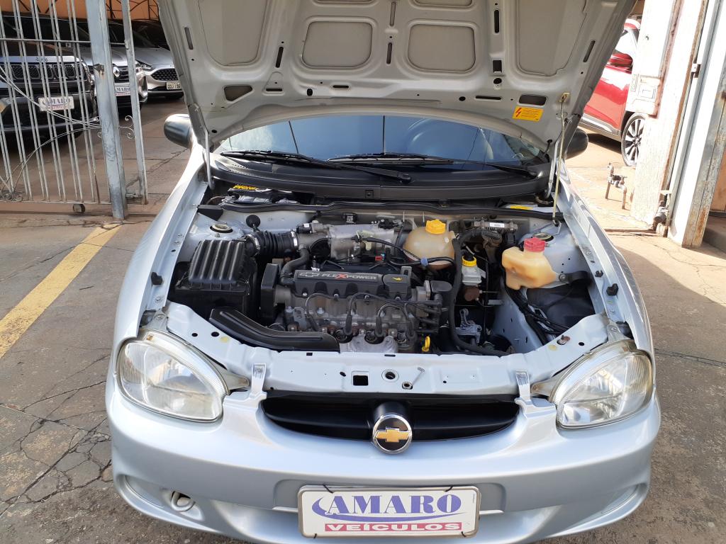 CHEVROLET Classic Sedan - Foto