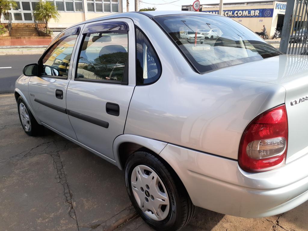 CHEVROLET Classic Sedan - Foto