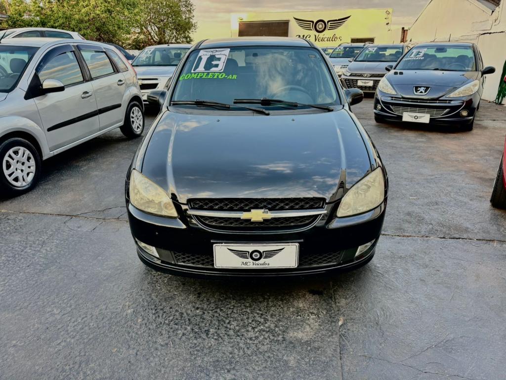 CHEVROLET Classic Sedan - Foto