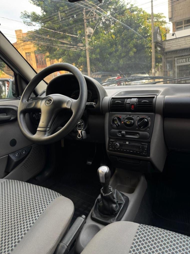 CHEVROLET Classic Sedan - Foto